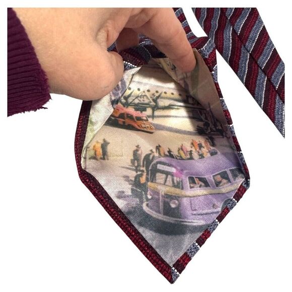 Fossil 100% Silk Geometric Pattern Peek A Boo travellers Lining Mens Neck Tie‎ - Picture 3 of 5